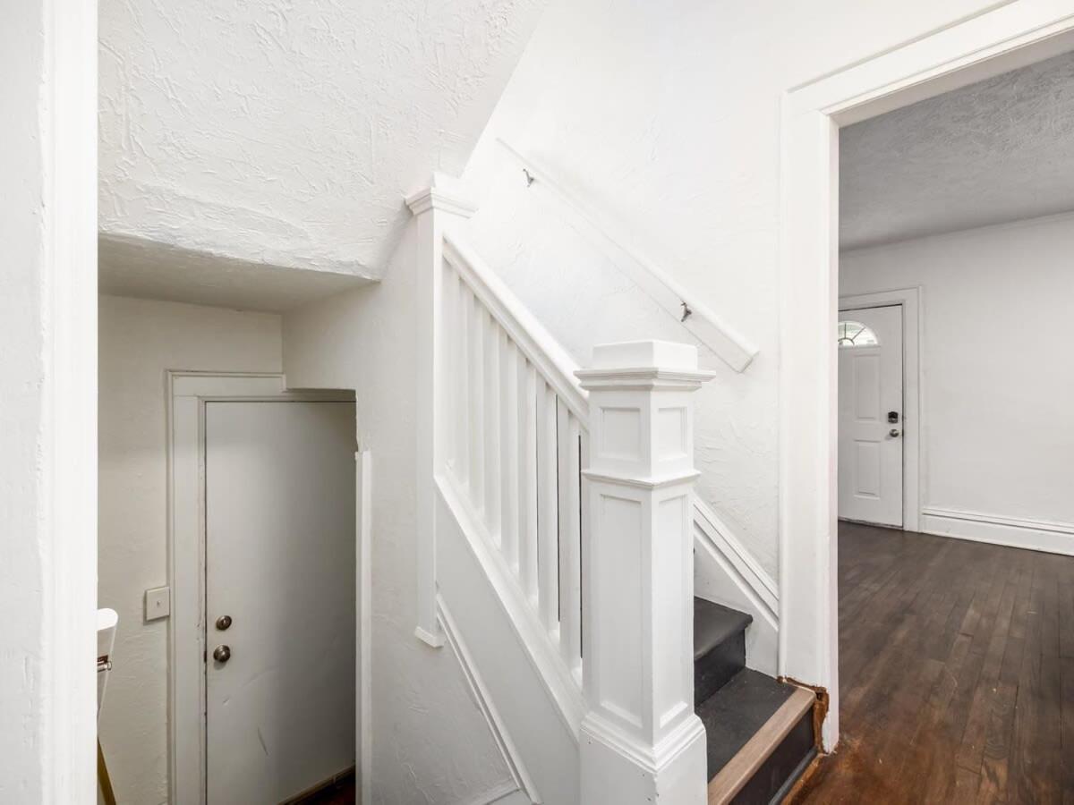 Large 5 Bedroom House Next To Osu, Sleeps 16 Casa vacanze Columbus
